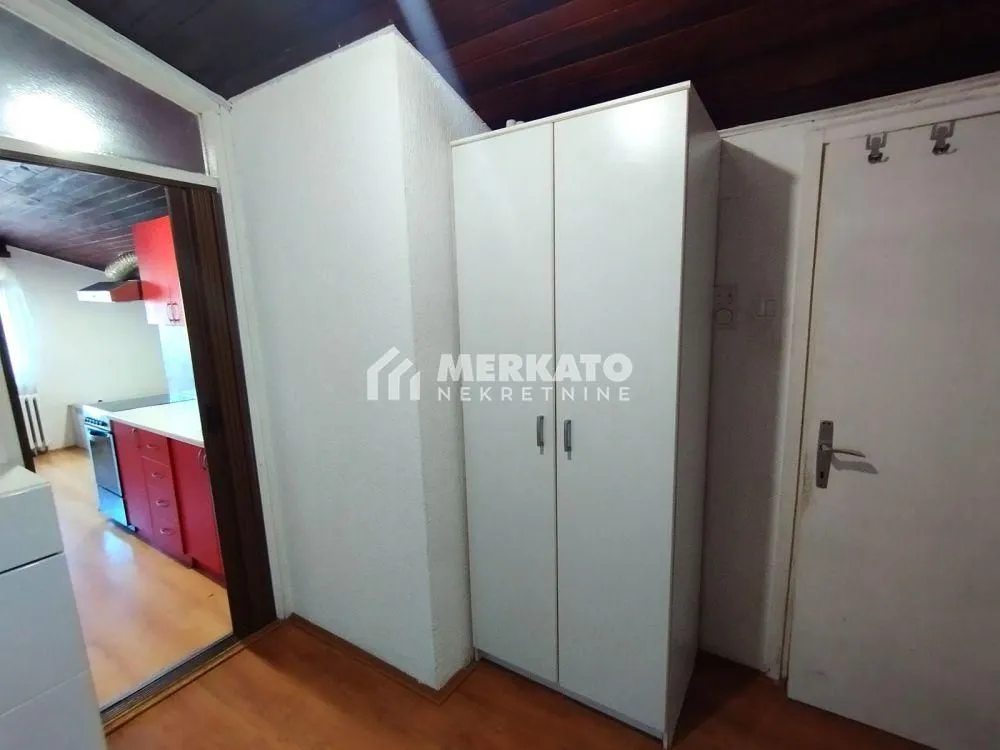 Prodaja, trosoban stan, 89m², Bagljaš, Zrenjanin