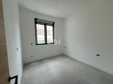 Prodaja, jednosoban stan, 48m², Dobrota, Kotor - image 5