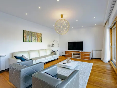 Prodaja, kuća, 359m², Stoliv, Kotor - image 3