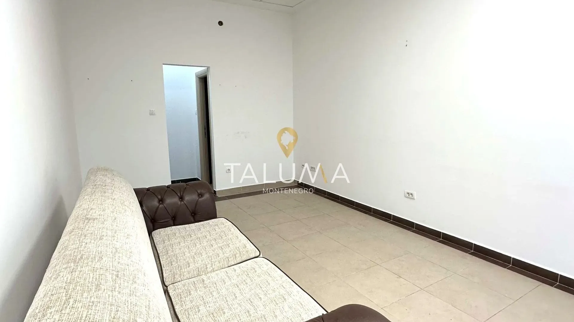 Rent, office space, 23m², Stari Aerodrom, Podgorica