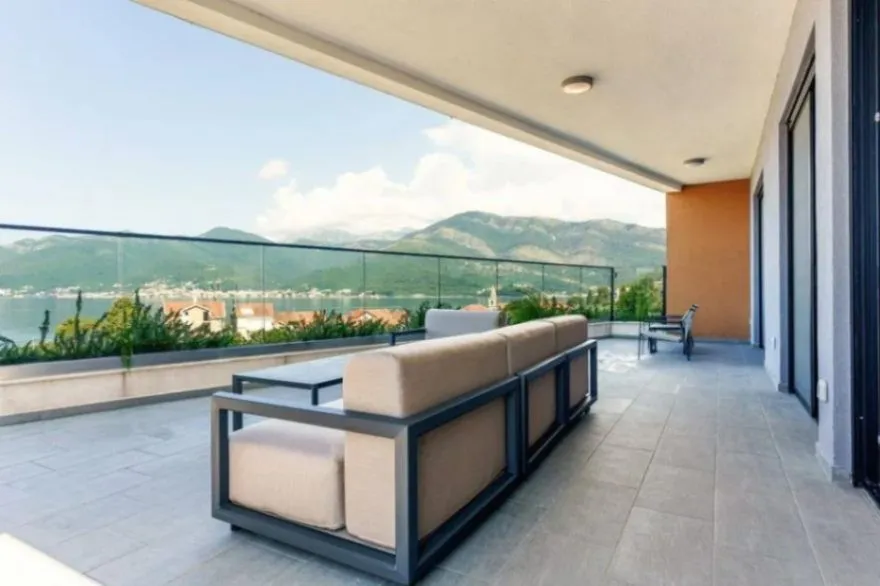 Prodaja, dvosoban stan, 160m², Donja Lastva, Tivat