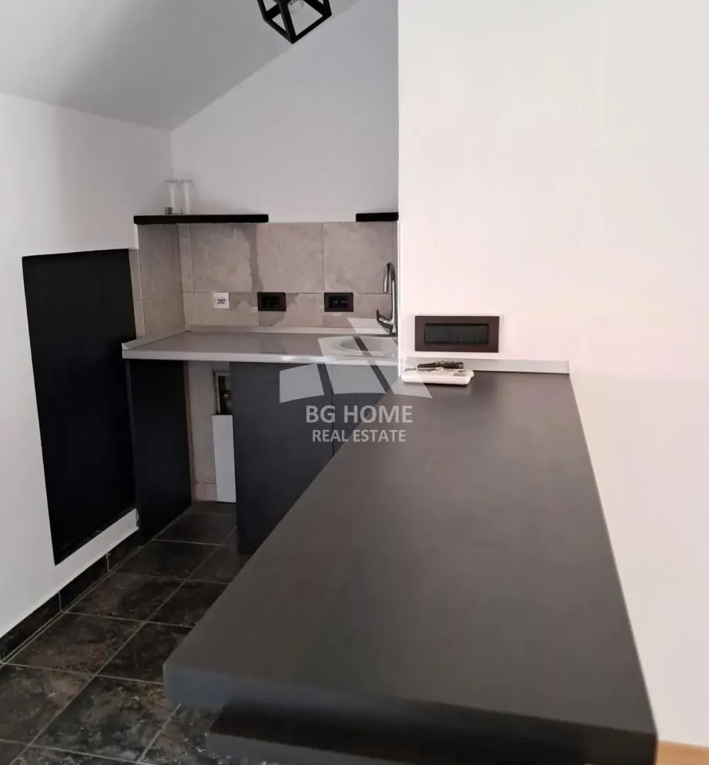 Izdavanje, poslovni prostor, 100m², Lekino Brdo, Voždovac Sve Podlokacije