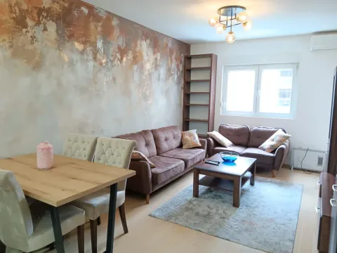 Rent, two bedroom apartment, 70m², City Kvart, Podgorica - image 1