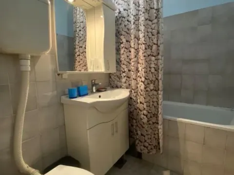 Izdavanje, dvosoban stan, 68m2, Brace Jerković, Voždovac, Beograd Izdavanje, dvosoban stan, 68m2, Brace Jerković, Voždovac, Beograd