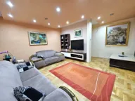 Rent, one bedroom apartment, 63m², Blok 6, Podgorica - image 1