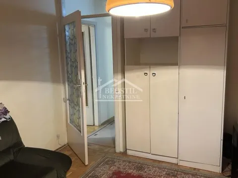 Izdavanje, četvorosoban stan, 110m², Kalenić Pijaca, Vračar Sve Podlokacije - image 6