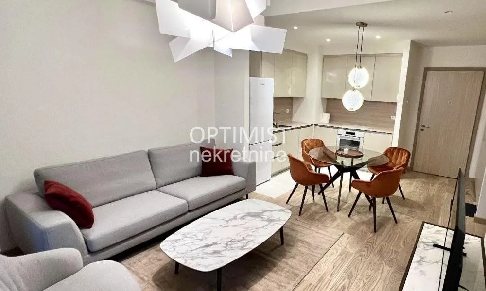 Izdavanje, dvosoban stan, 55m², Savski Venac, Beograd