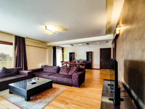 Izdavanje, trosoban stan, 162m², Gorica C, Podgorica - image 11