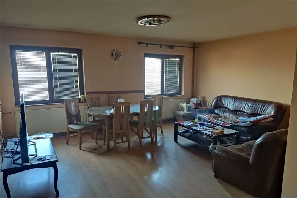 Prodaja, kuća, 340m², Niš, Srbija