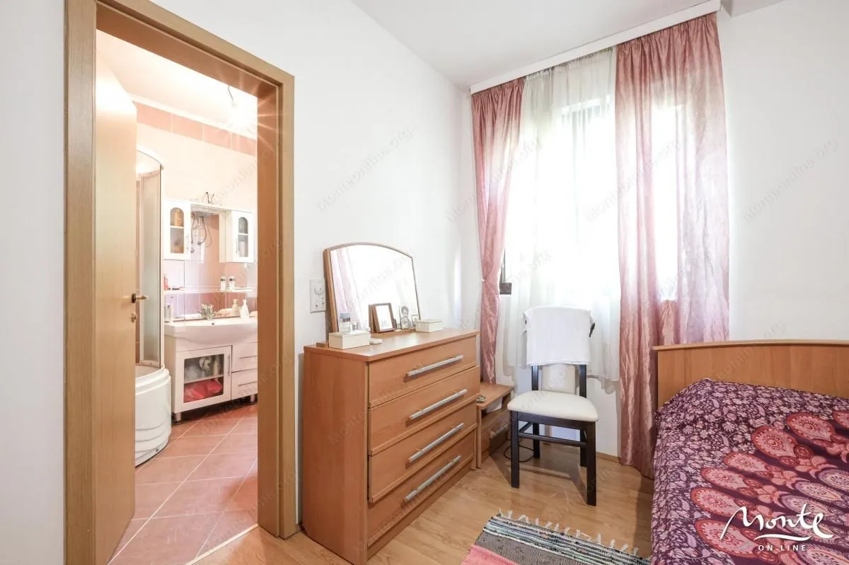 Sale, house, 410m², Sutomore, Bar