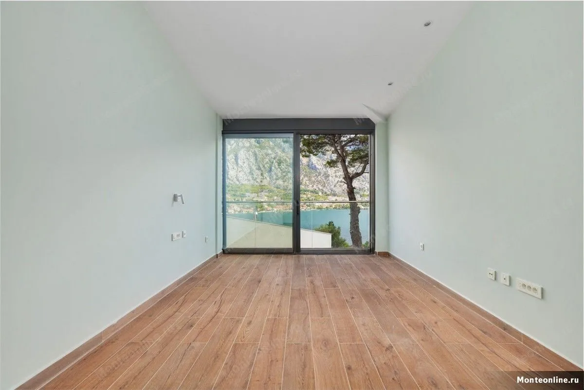 Sale, house, 479m², Prčanj, Kotor