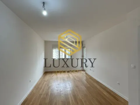 Izdavanje, jednosoban stan, 49m², Central Point, Podgorica - image 3
