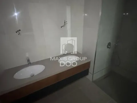 Sale, four bedroom apartment, 148m², Savski Venac, Beograd - image 11