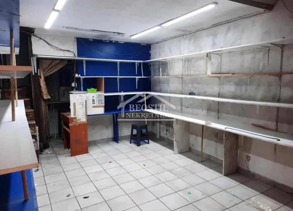Izdavanje, poslovni prostor, 18m², Novi Beograd Blok 70, Novi Beograd Sve Podlokacije
