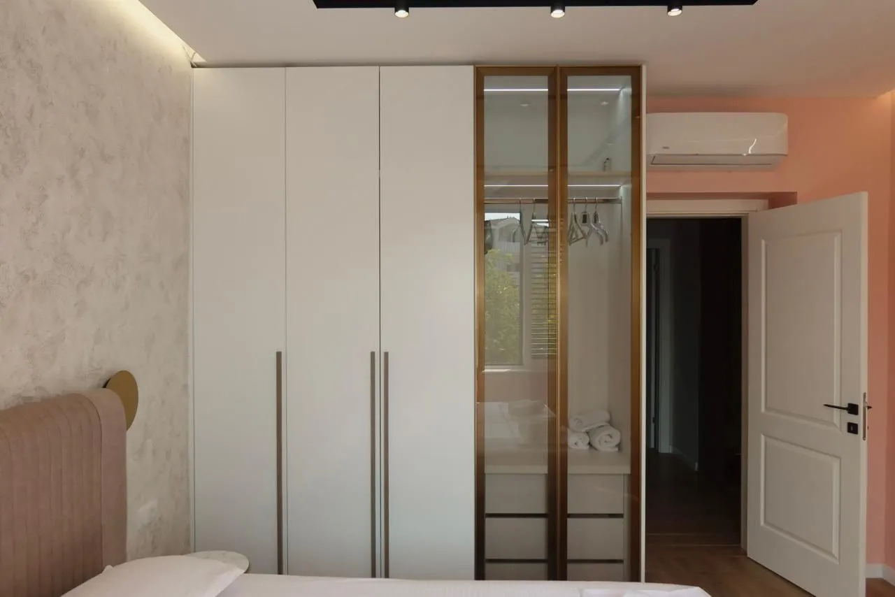 Rent, two bedroom apartment, 75m², Centar, Tivat