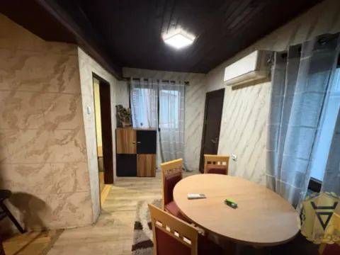 Izdavanje, trosoban stan, 80m², Zvezdara Sve Podlokacije, Beograd - image 7