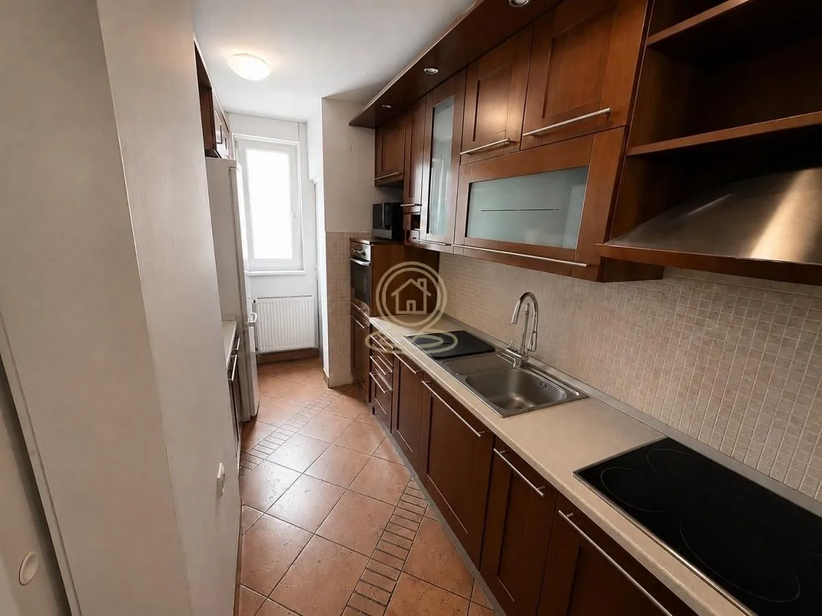 Sale, three bedroom apartment, 90m², Autokomanda, Voždovac Sve Podlokacije