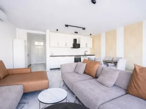 Prodaja, kuća, 84m², Tivat, Crna Gora - image 12
