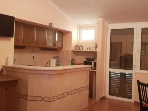 Izdavanje, jednosoban stan, 48m², Donja Lastva, Tivat - image 2