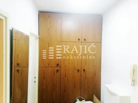 Rent, one bedroom apartment, 35m², Poštanska Štedionica, Palilula Sve Podlokacije - image 7