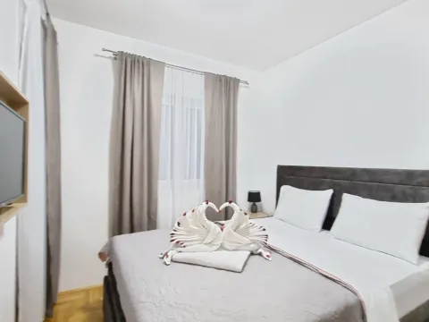Izdavanje, jednosoban stan, 45m², Budva, Crna Gora - image 17