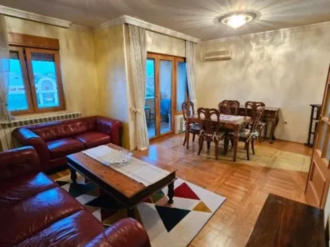 Izdavanje, dvosoban stan, 90m², Preko Morače, Podgorica - image 10
