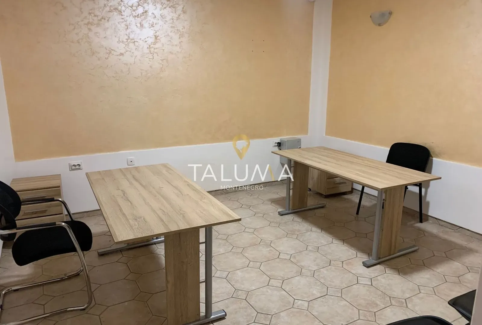Rent, office space, 41m², Dalmatinska ulica, Podgorica