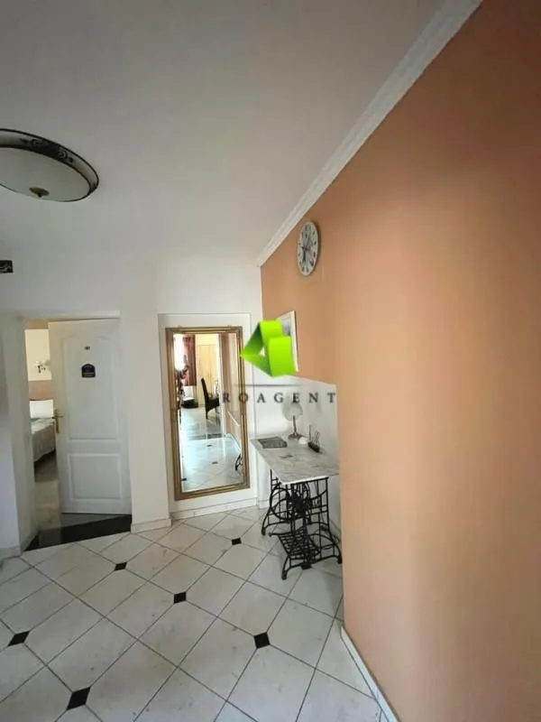 Izdavanje, poslovni prostor, 70m², Medijana, Niš
