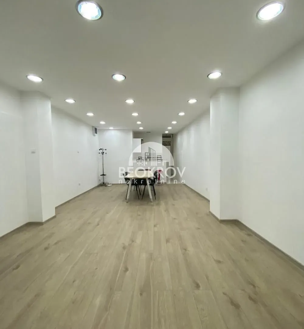 Izdavanje, poslovni prostor, 50m², Vračar Centar, Vračar Sve Podlokacije