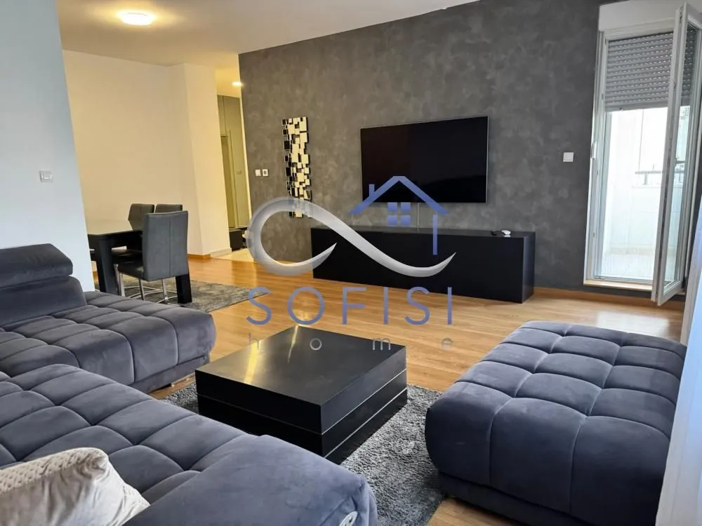 Izdavanje, trosoban stan, 75m², Socijalno, Novi Sad Sve Podlokacije