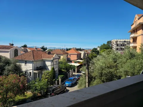 Rent, three bedroom apartment, 114m², Pod Goricom, Podgorica - image 19