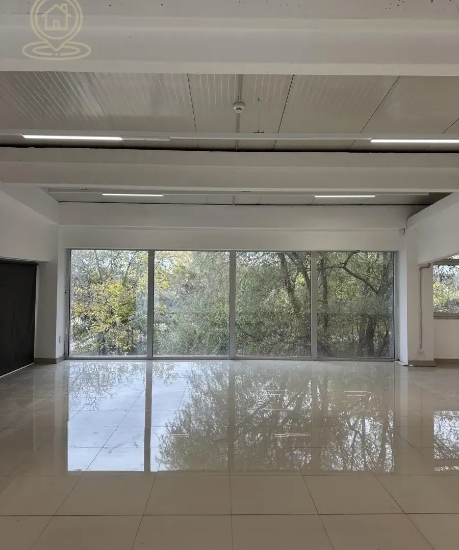 Izdavanje, poslovni prostor, 530m², Crveni Krst, Niš