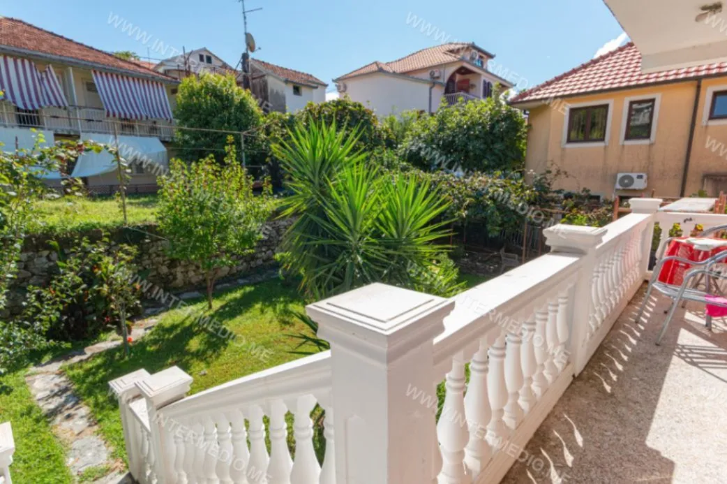 Prodaja, kuća, 316m², Igalo, Herceg Novi