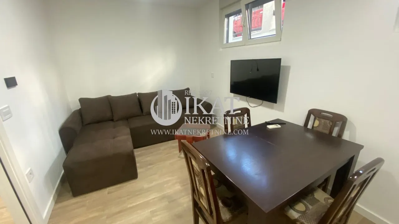 Prodaja, jednosoban stan, 40m², Uciteljsko Naselje, Zvezdara Sve Podlokacije