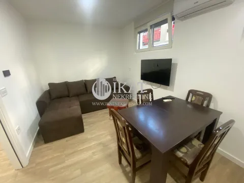 Sale, one bedroom apartment, 40m², Uciteljsko Naselje, Zvezdara Sve Podlokacije