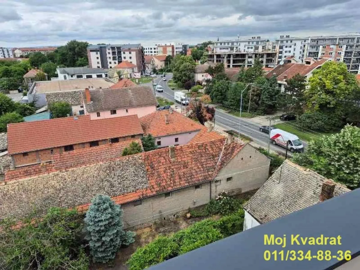 Prodaja, trosoban stan, 71m², Centar, Stara Pazova