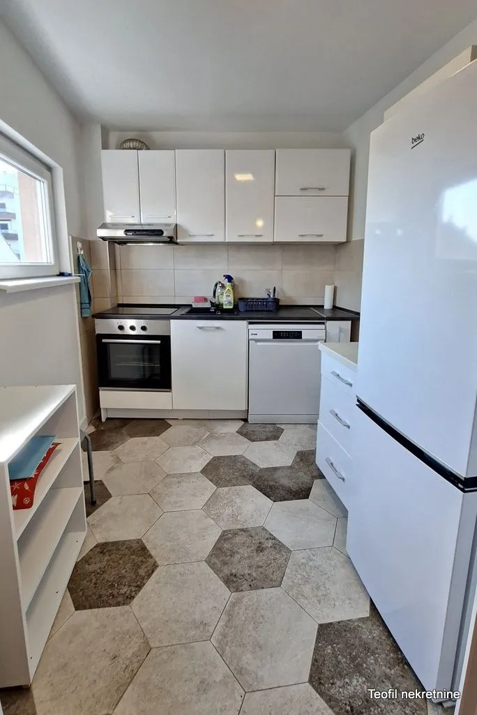 Rent, two bedroom apartment, 65m², Crveni Krst, Niš