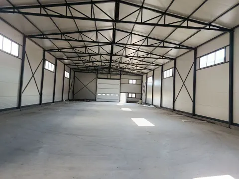 Rent, office space, 600m², Batajnica, Beograd - image 4