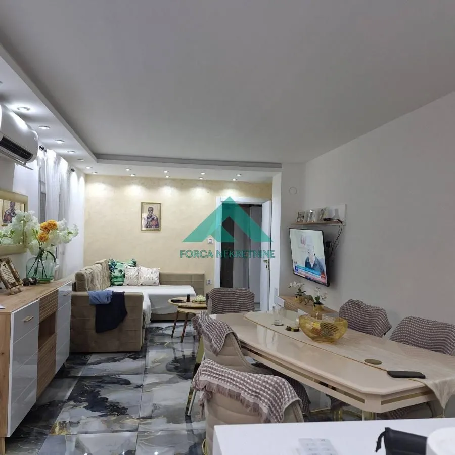 Izdavanje, dvosoban stan, 60m², Lekino Brdo, Voždovac Sve Podlokacije