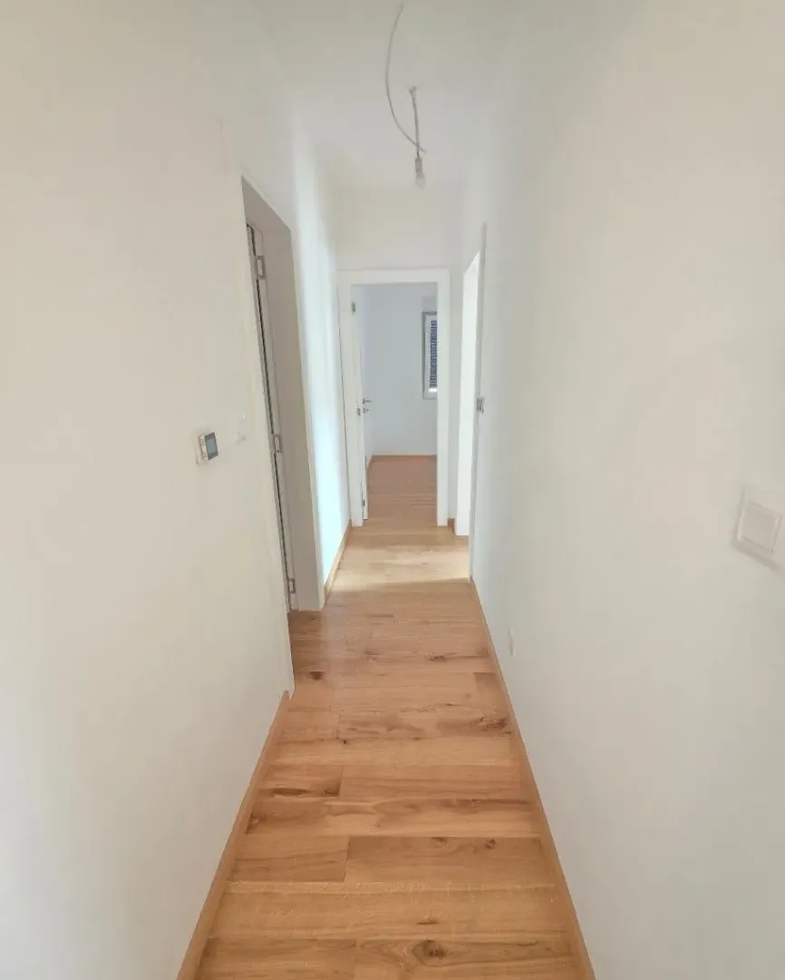 Sale, two bedroom apartment, 59m², Centar, Kolašin