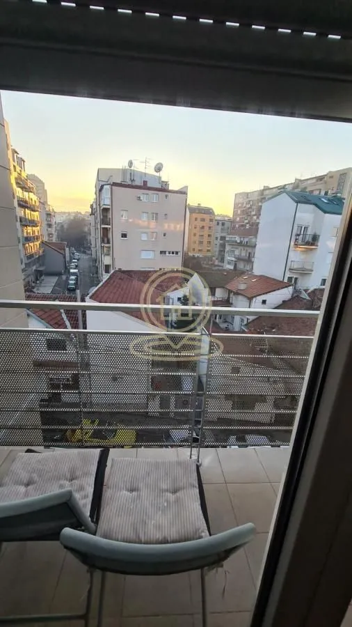 Izdavanje, jednosoban stan, 57m², Čubura, Beograd