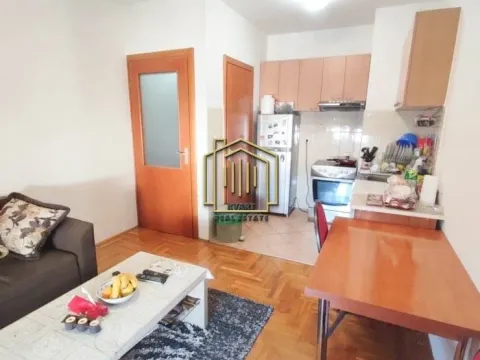 Izdavanje, jednosoban stan, 40m², Stari Aerodrom, Podgorica - image 3