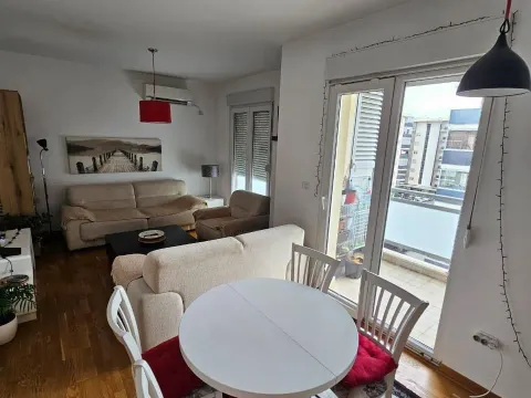 Rent, one bedroom apartment, 50m², City Kvart, Podgorica - image 3