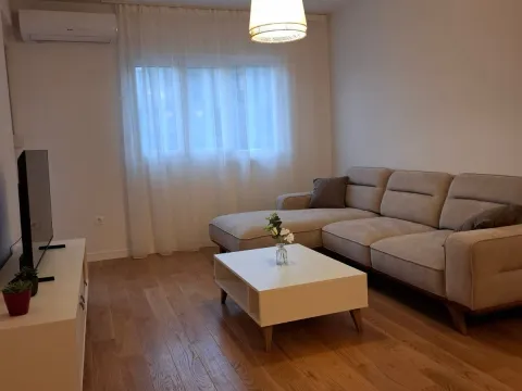 Rent, one bedroom apartment, 49m², Central Point, Podgorica - image 7