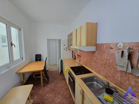 Sale, two bedroom apartment, 64m², Centar, Budva - image 3
