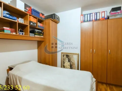 Sale, four bedroom apartment, 202m², Savski Venac, Beograd - image 6