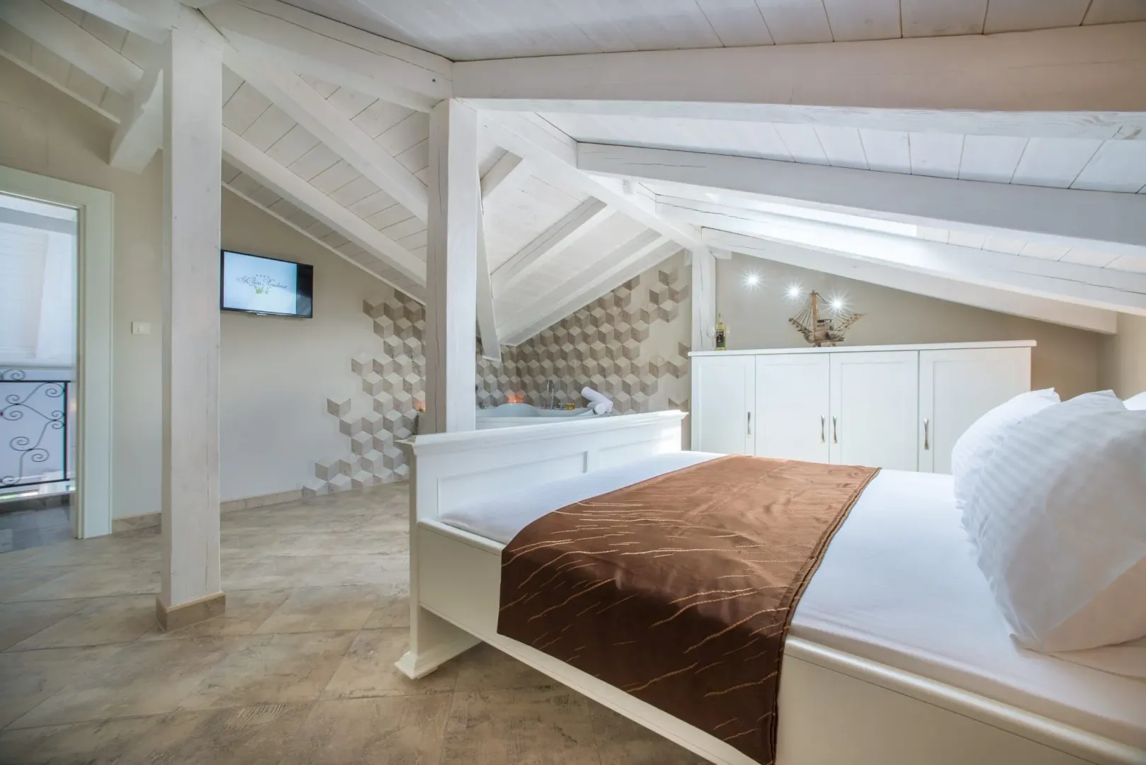 Prodaja, kuća, 150m², Stoliv, Kotor