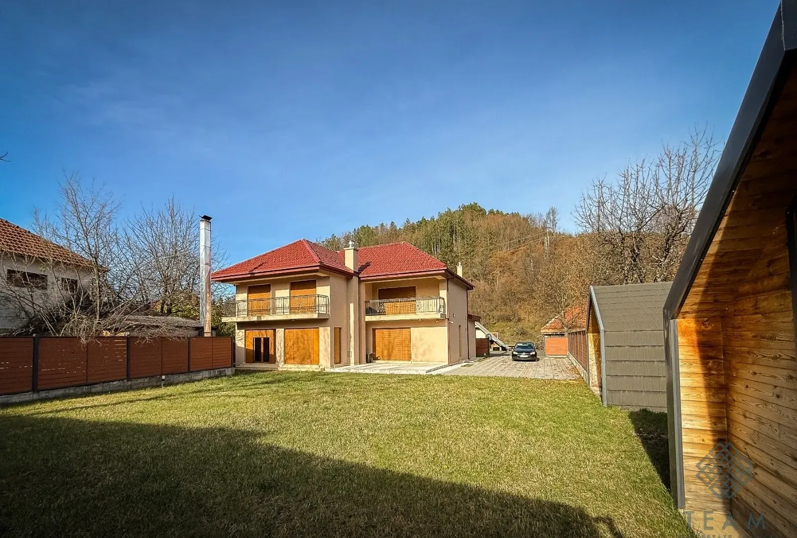 Prodaja, kuća, 330m², Centar, Kolašin