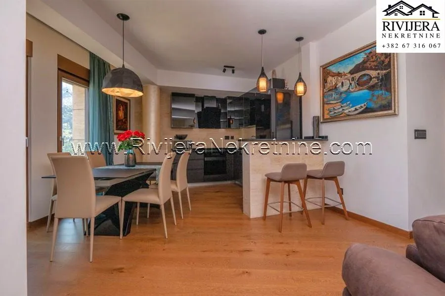 Sale, two bedroom apartment, 78m², Škaljari, Kotor