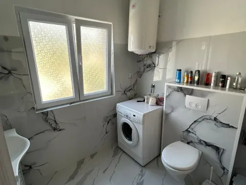 Rent, three bedroom apartment, 80m², Radanovići, Kotor - image 12